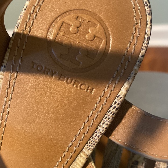 TORY BURCH LEATHER ANIMAL PRINT GLADIATOR SANDALS - Picture 5 of 11